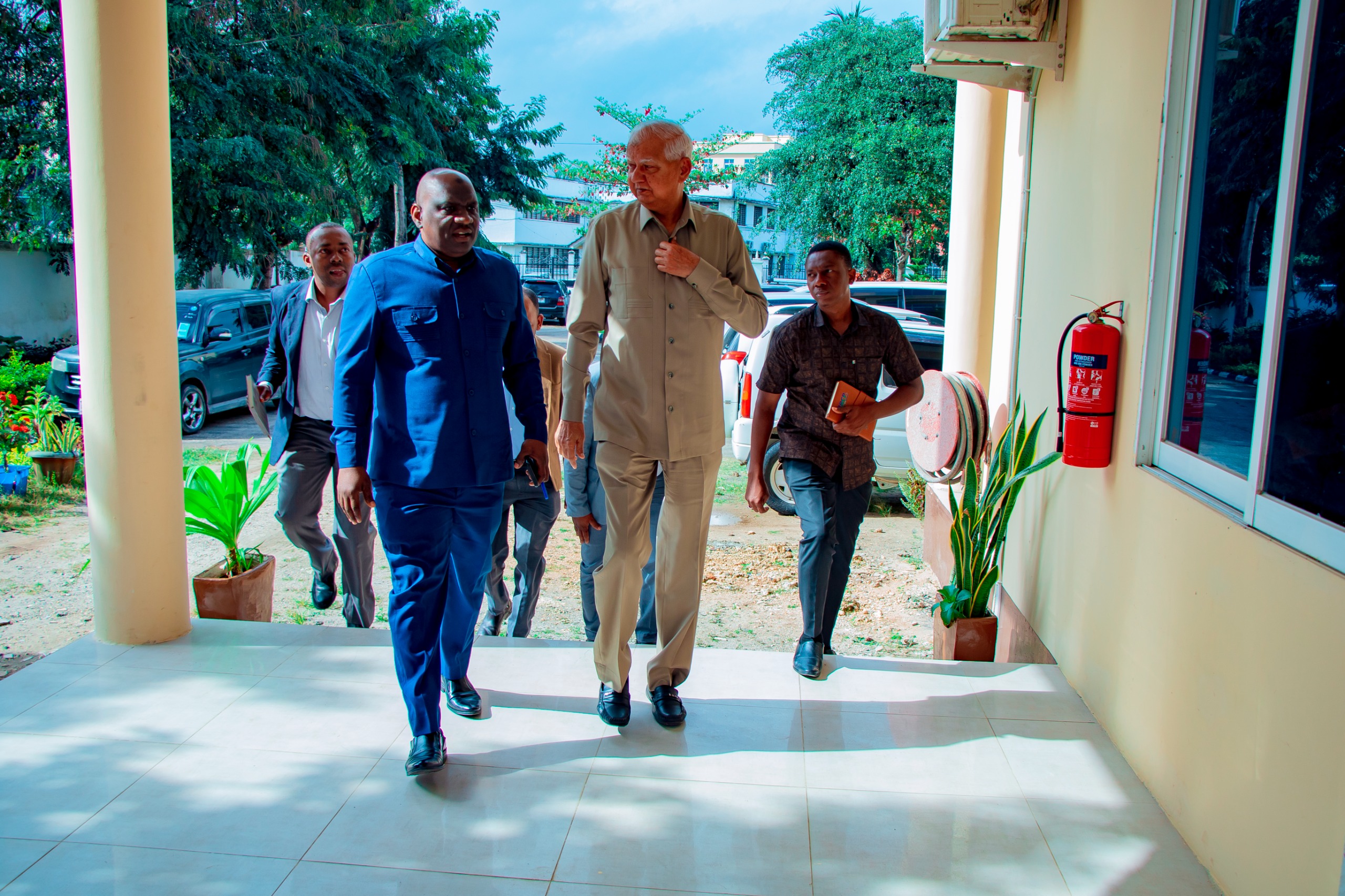 Minister Visiting the Office of the DPP