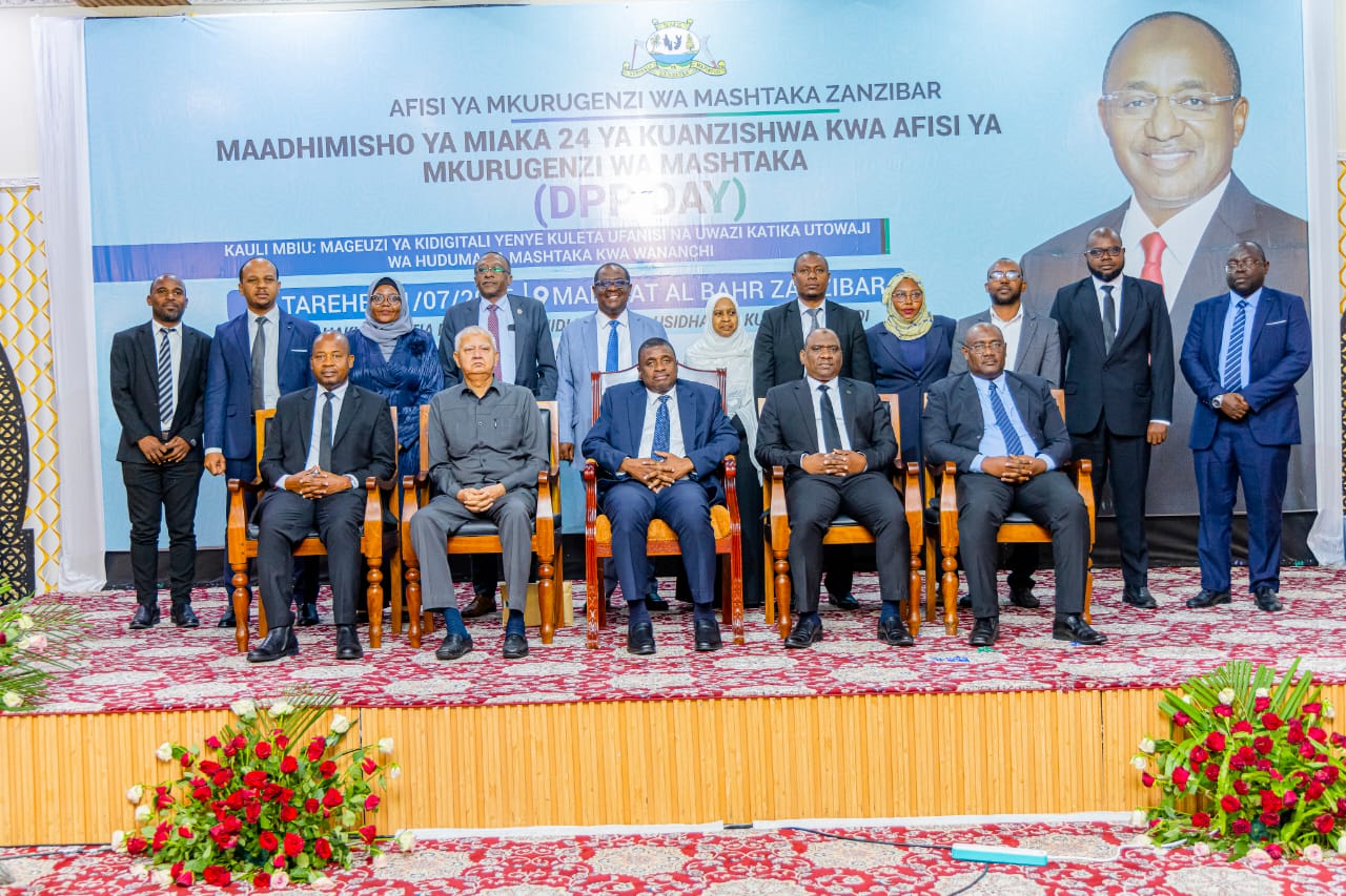 PICHA YA PAMOJA NA WAANZILISHI WA DPP
